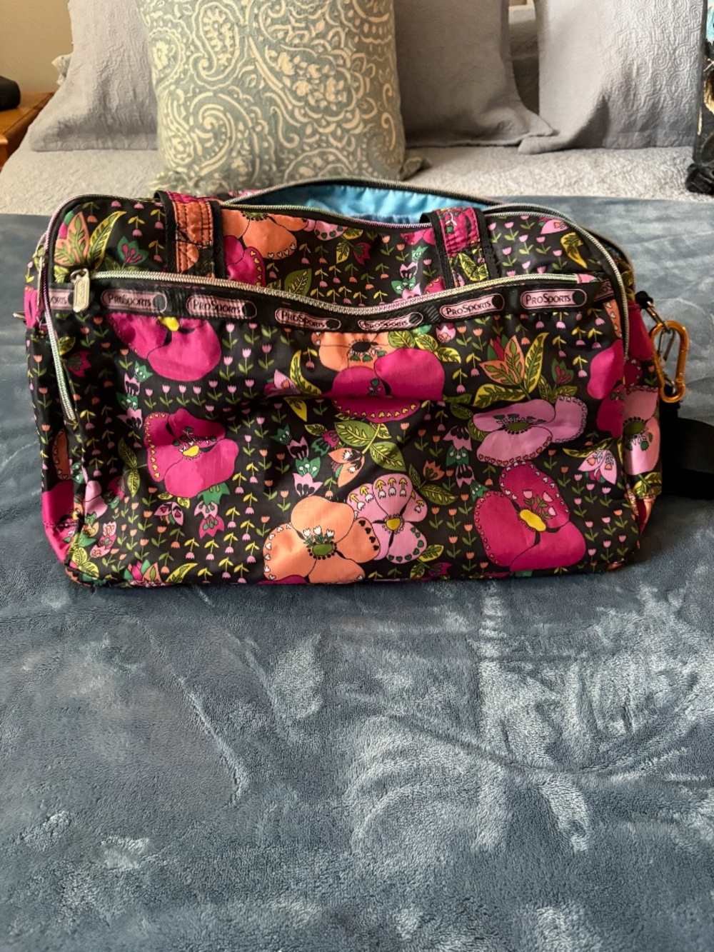 Pro Sports Nylon Handbag